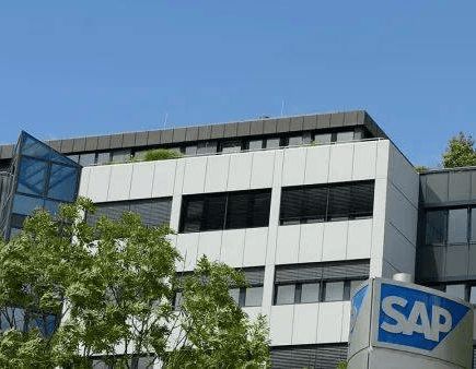 ：盘点国内外PLM软件的4个行业趋势不朽情缘版2024工业软件发展回顾(图4)